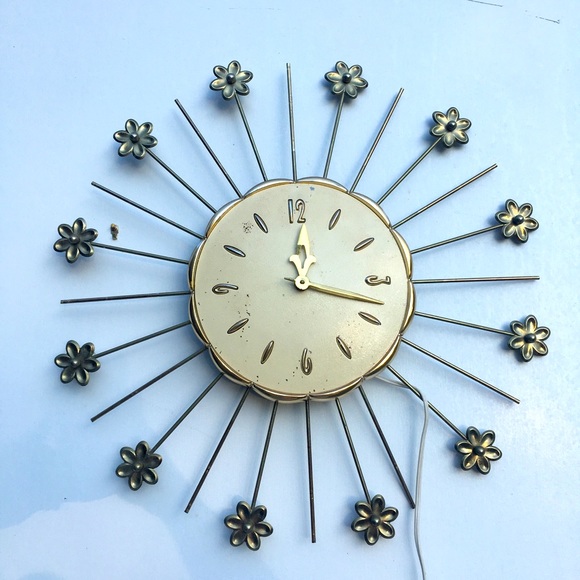 Lux Other - Mid Century atomic clock vintage home kitchen